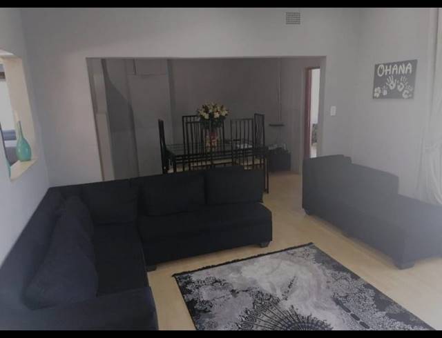 3 BEDROOM HOUSE FOR SALE IN CROSBY